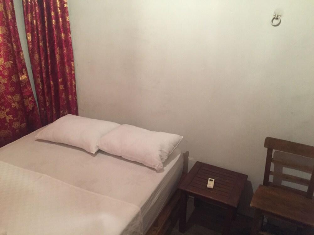 Antique House Hotel Анталия Екстериор снимка